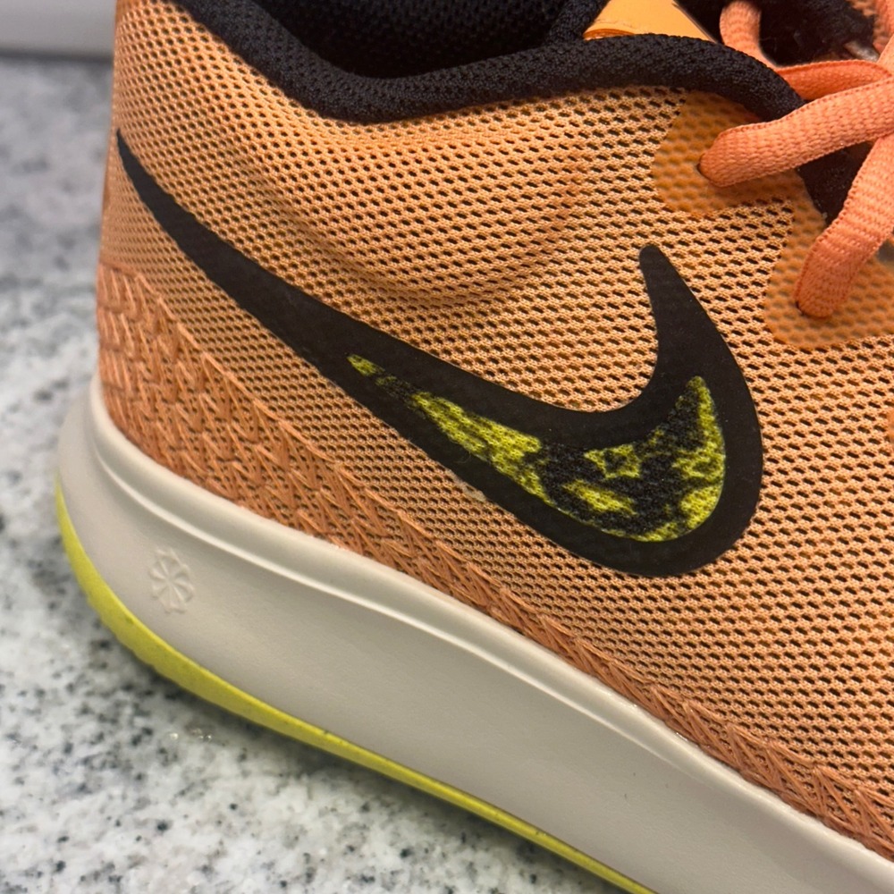 Nike Kyrie Low 3 Mens Orange Basketball Shoes DM1123 800 Size 8.5 - Picture 8 of 8